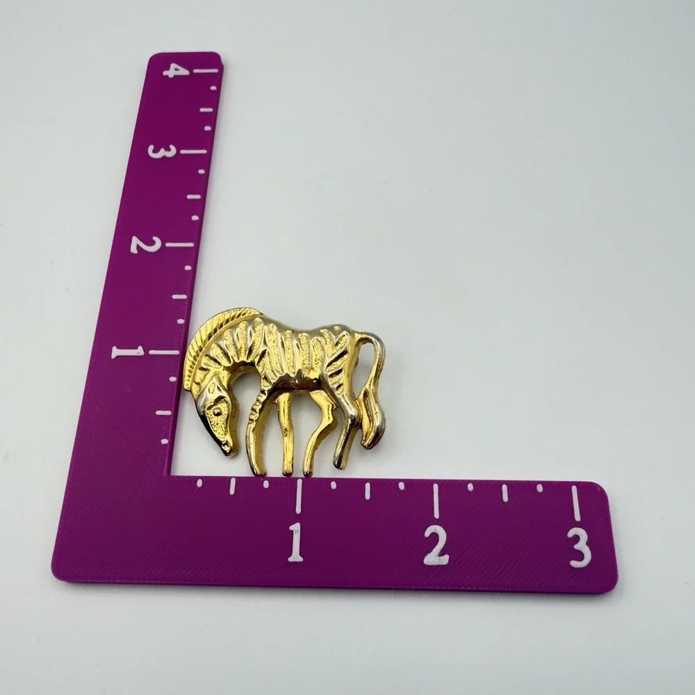 Vintage Gold Tone Zebra Brooch Pin Animal Safari Figural